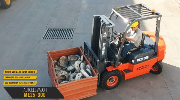 10582118.1N - Autoelevador ME25 30T II