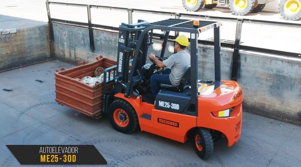 Autoelevador ME25 30T II - 10582118.1N
