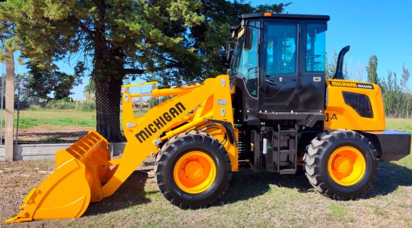 10582803.1N - Pala Forrajera M45HD II