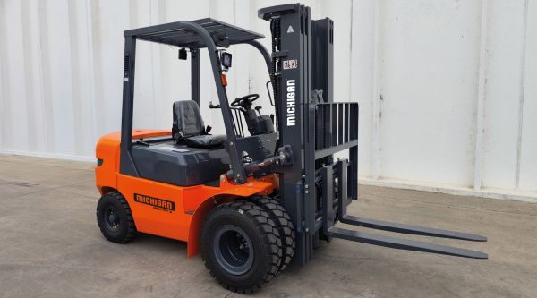 105821210N - Autoelevador ME25 45T DUAL